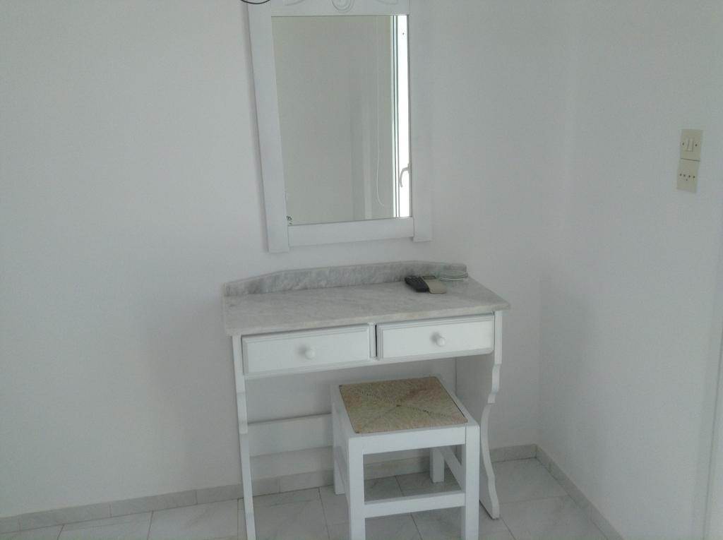Sunday Hotel Antiparos Town Rum bild
