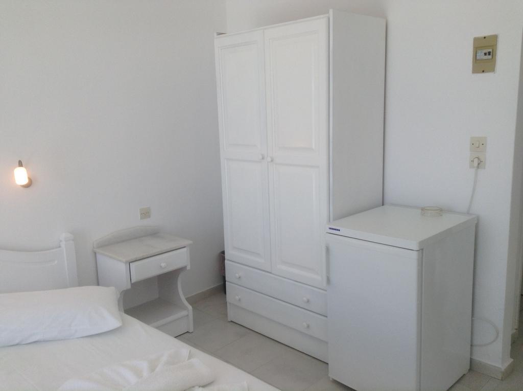 Sunday Hotel Antiparos Town Exteriör bild
